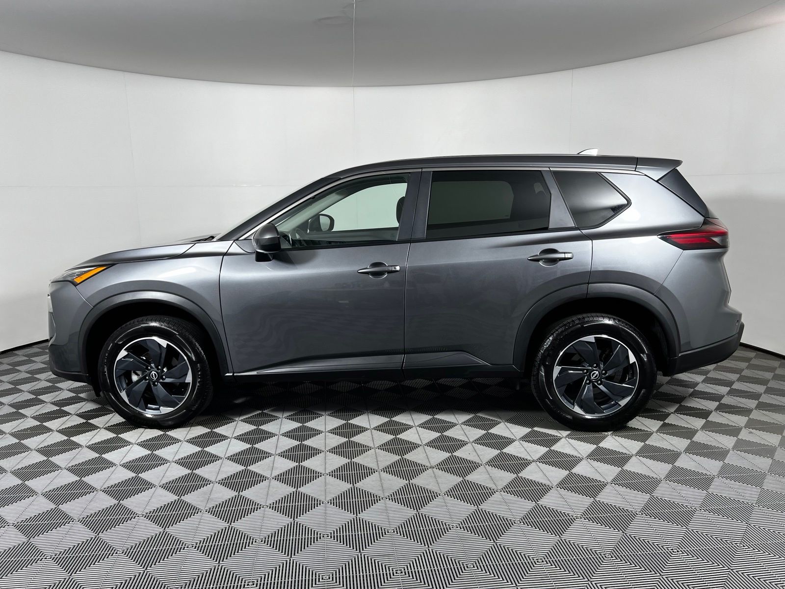 Thumbnail: 2024 Nissan Rogue - 10