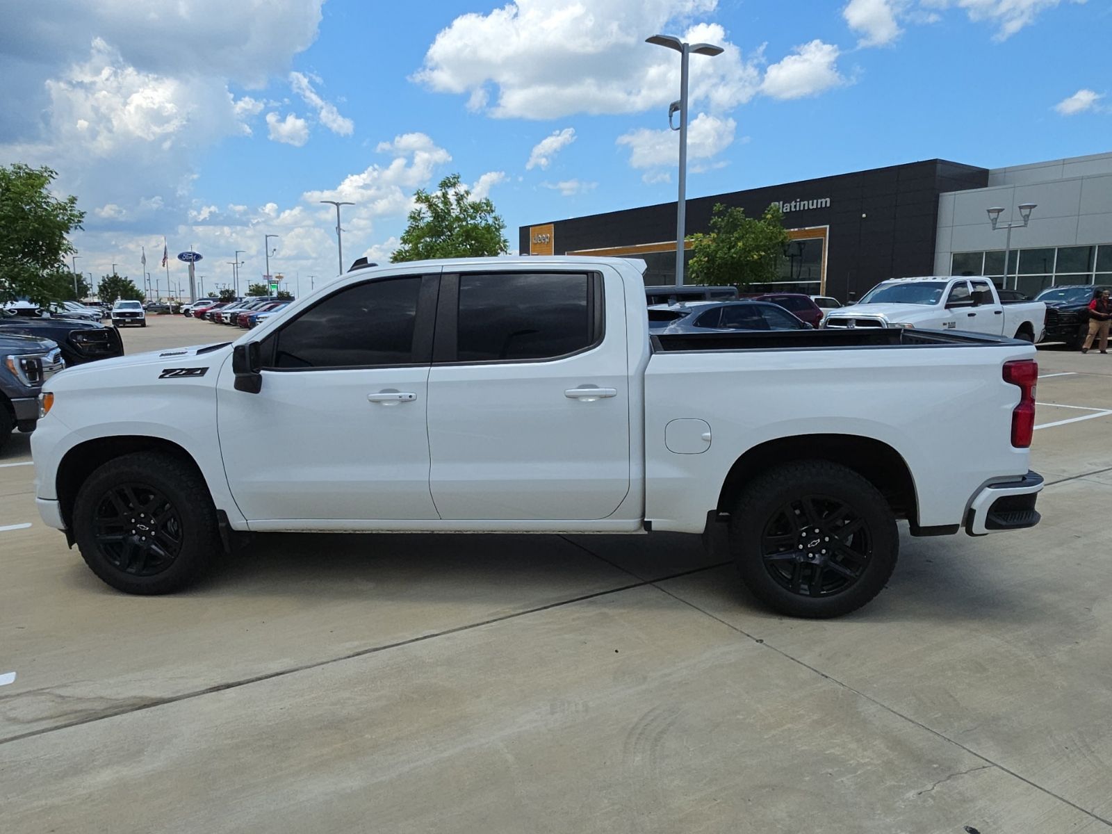 View vehicle photo 5