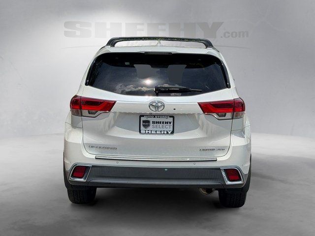 Used 2019 Blizzard Pearl Toyota Limited Platinum image 14