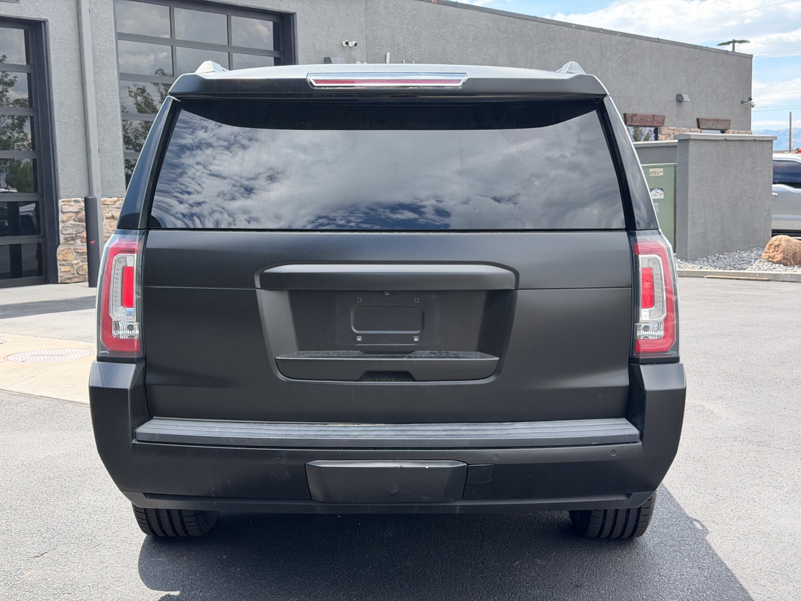 Used 2018 GMC Yukon XL SUV