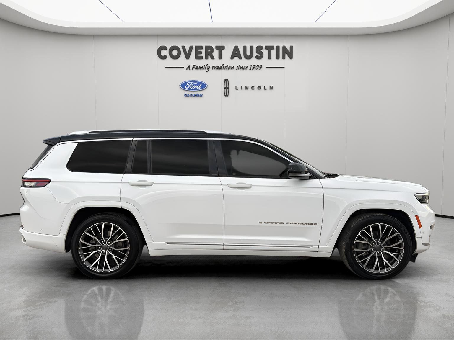 Used Car 2021 Jeep Grand Cherokee L  Summit For Sale Under $35,000 In Austin, Texas