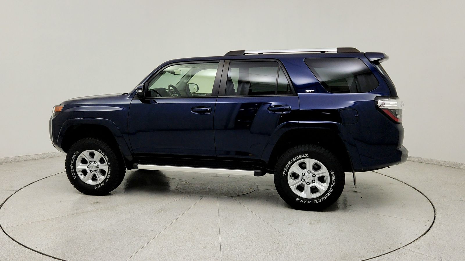 Used 2023 Blue Toyota SR5 Premium image 4