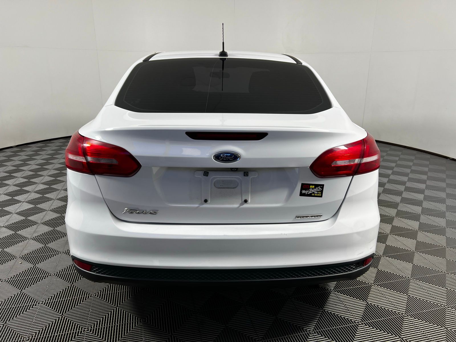 Thumbnail: 2016 Ford Focus - 6