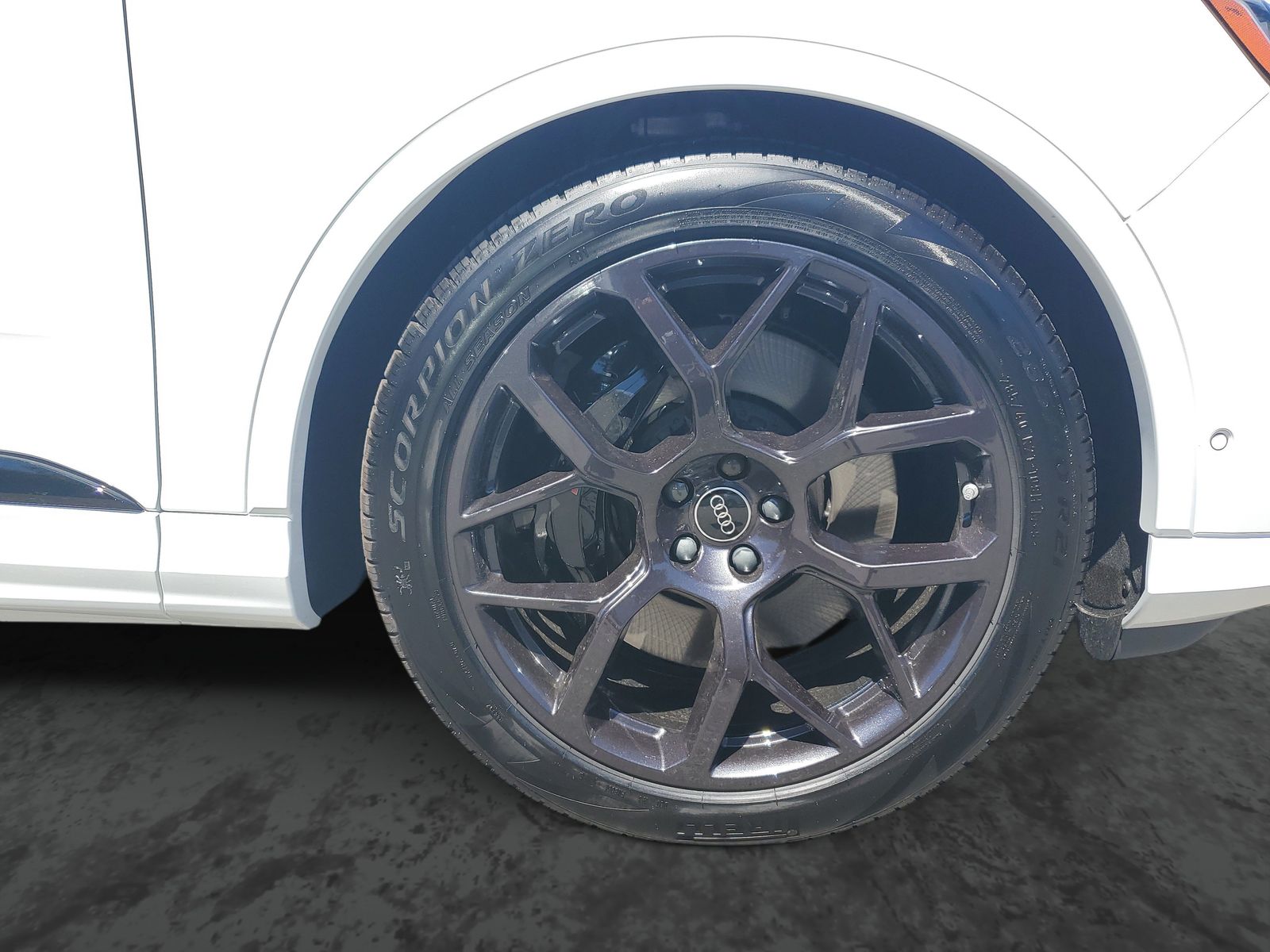 Vehicle photo