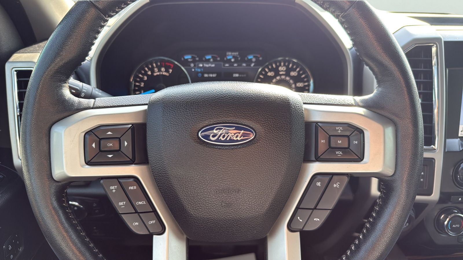 Used 2017 Gray Ford Lariat image 14
