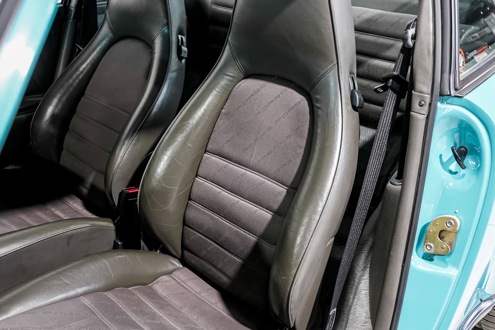 1988 Porsche 911 Carrera — photo 26