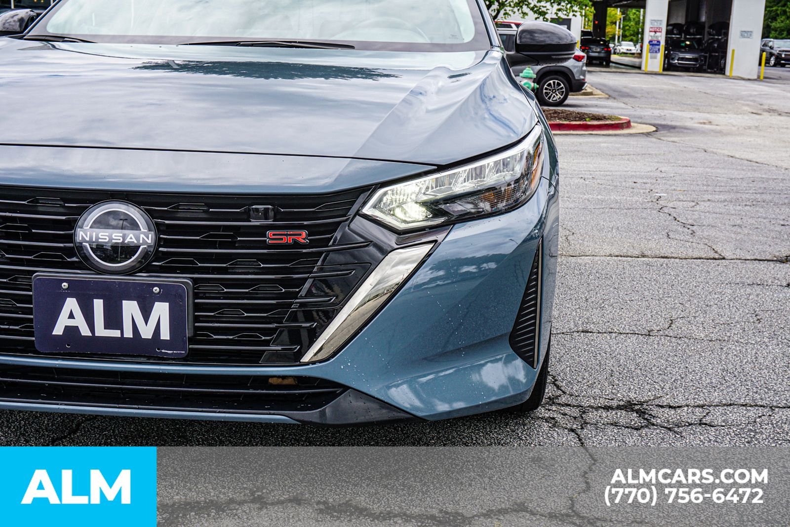 Used 2024 Gray Nissan SR image 18