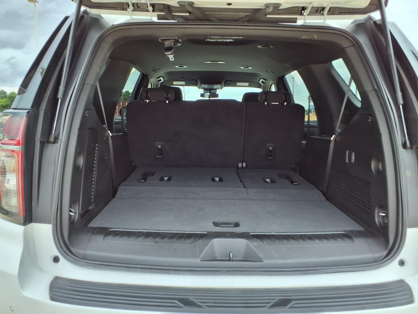 2023 Chevrolet Tahoe LS - 7