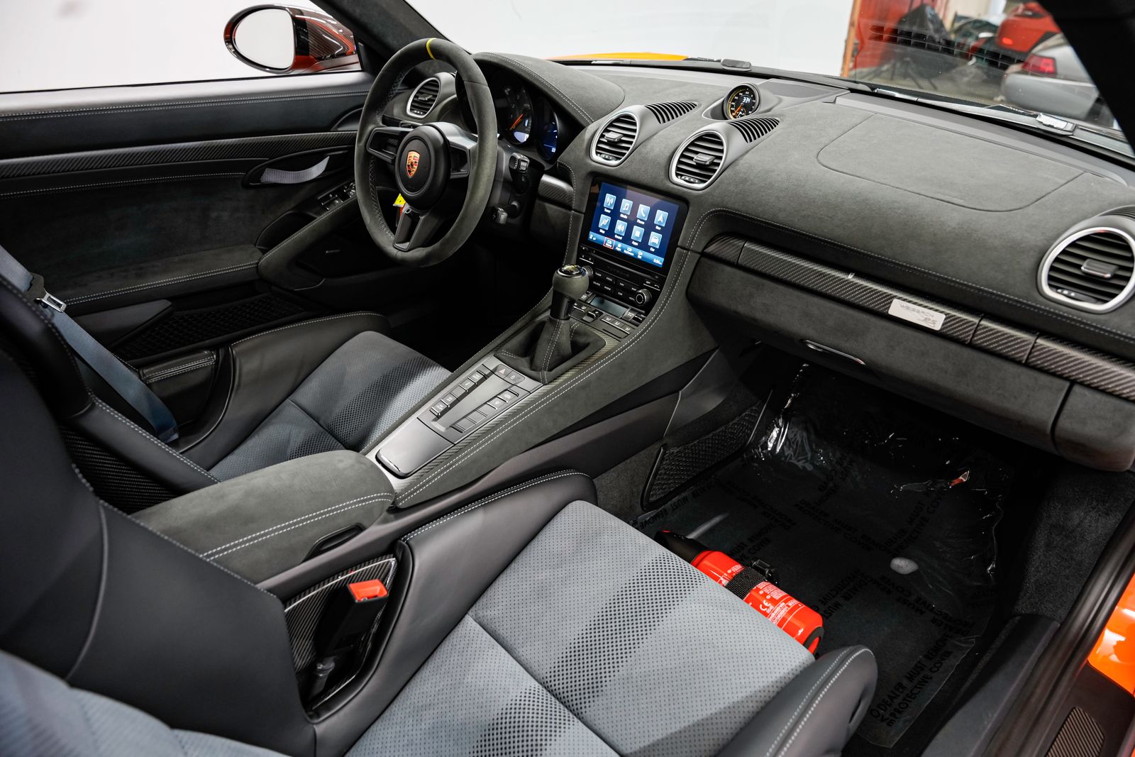 2023 Porsche 718 Cayman GT4 RS — photo 25