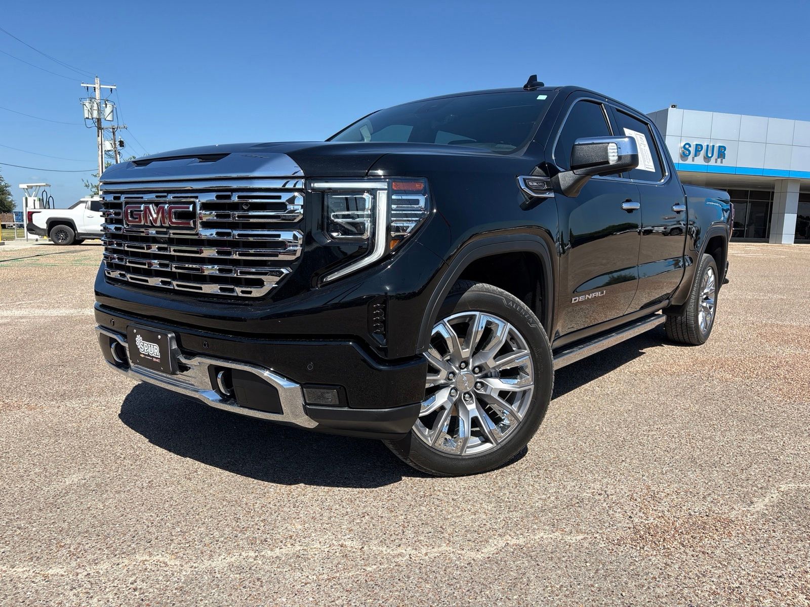 2025 GMC Sierra 1500 Denali Crew Cab 4WD