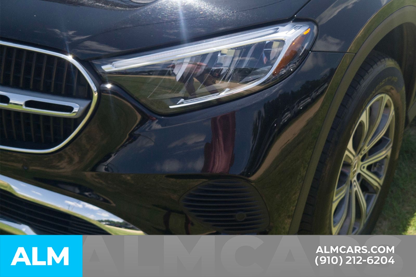 Used 2024 Black Mercedes-Benz GLC 300 image 13