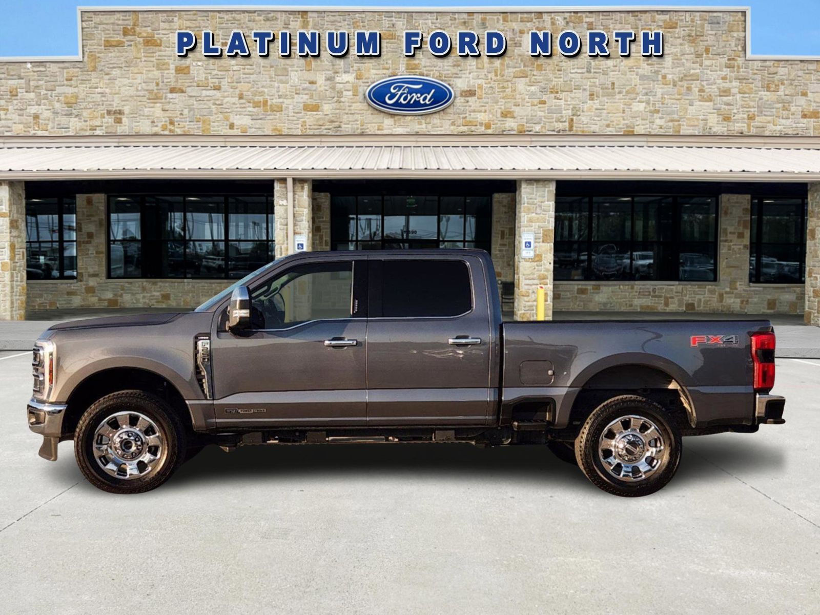 2024 Ford F-250SD Lariat 3