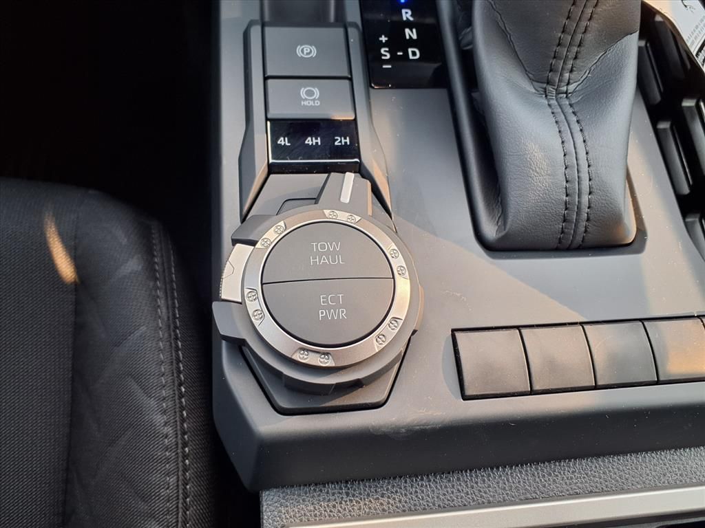 2026 Toyota Tacoma SR5 - 8
