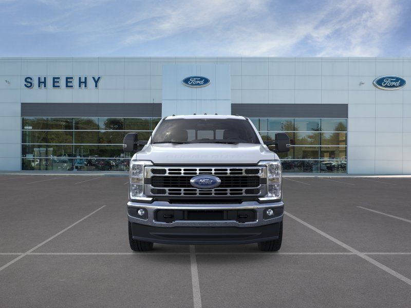 New 2026 Oxford White Ford  image 2