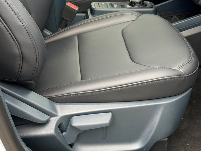 New 2025 Space White Metallic Ford Lariat image 6