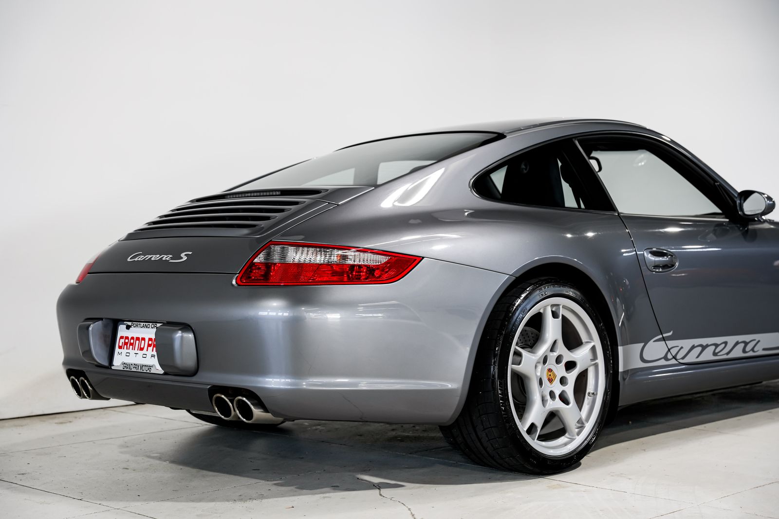2005 Porsche 911 Carrera S — photo 33