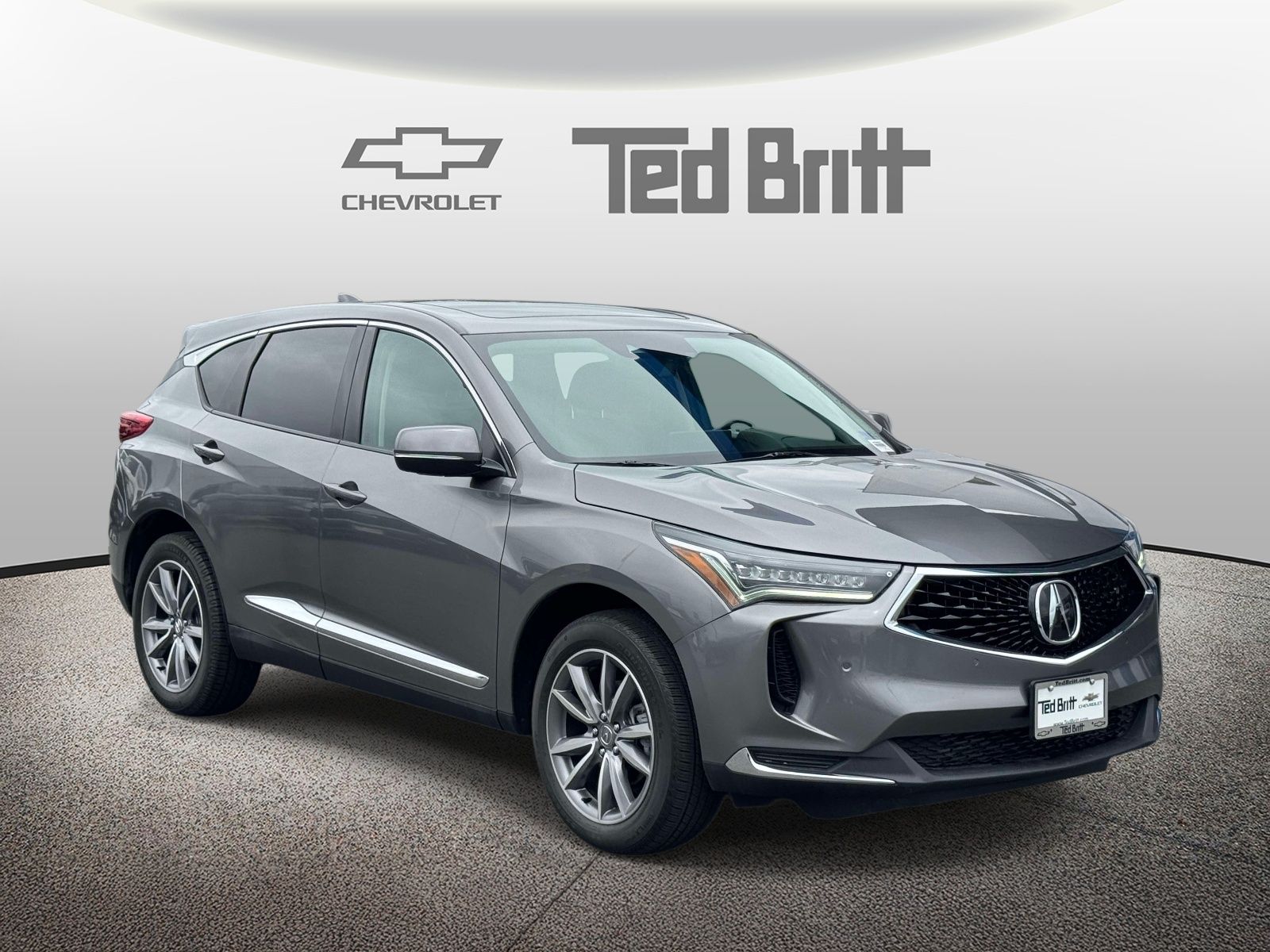 View vehicle photo 3
