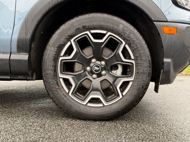Certified Used 2025 Azure Gray Metallic Ford Outer Banks image 30
