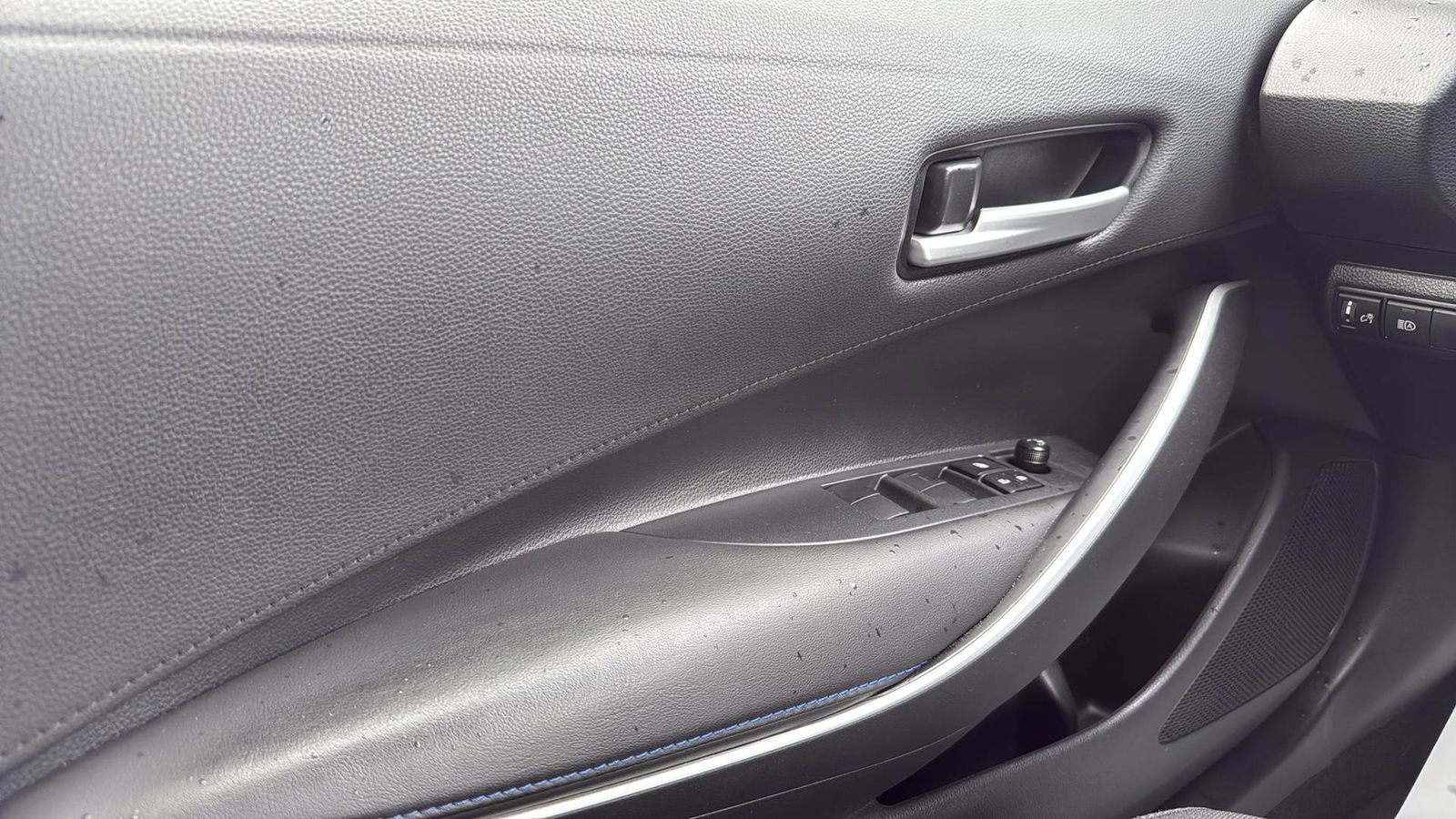 Used Car 2020 Toyota Corolla  Se For Sale Under $20,000 In Austin, Texas