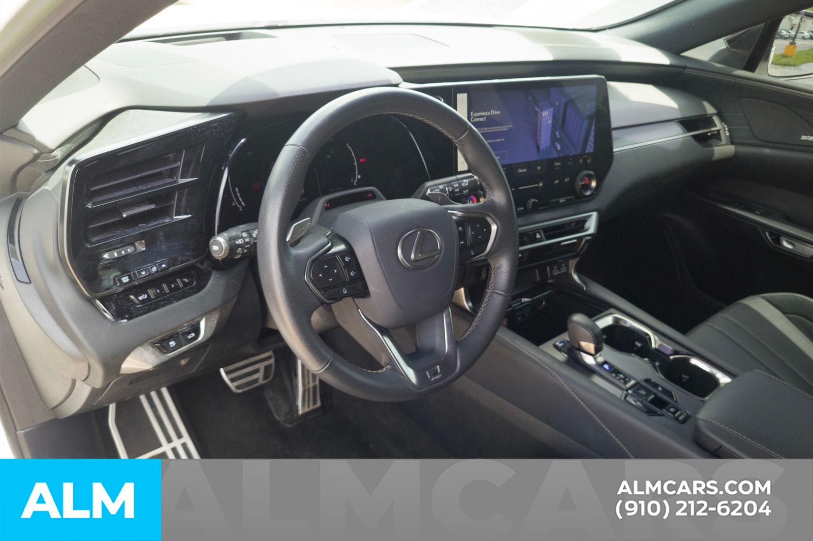Used 2023 Ultra White Lexus 500h F SPORT Performance image 17