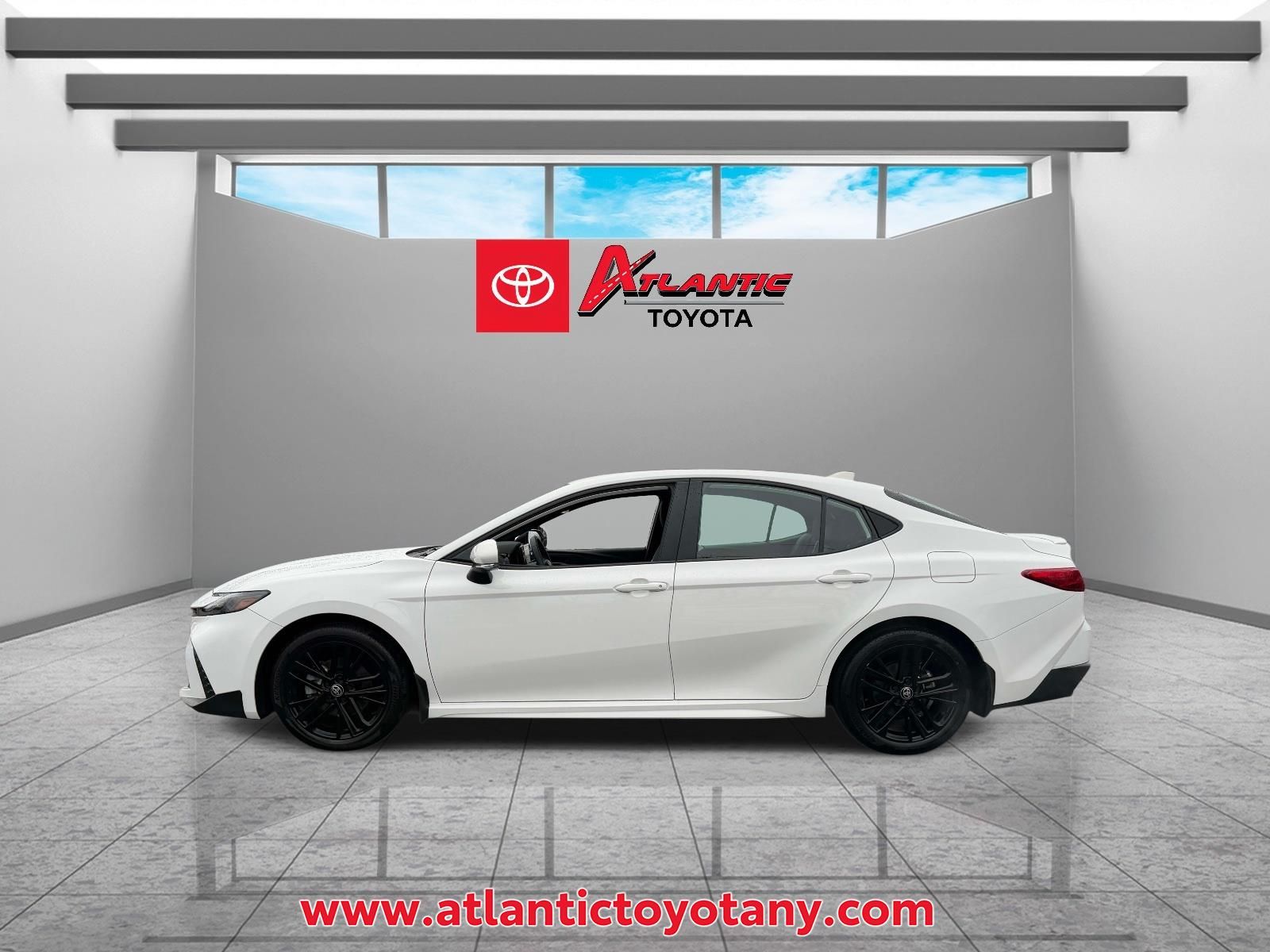 View vehicle photo 6