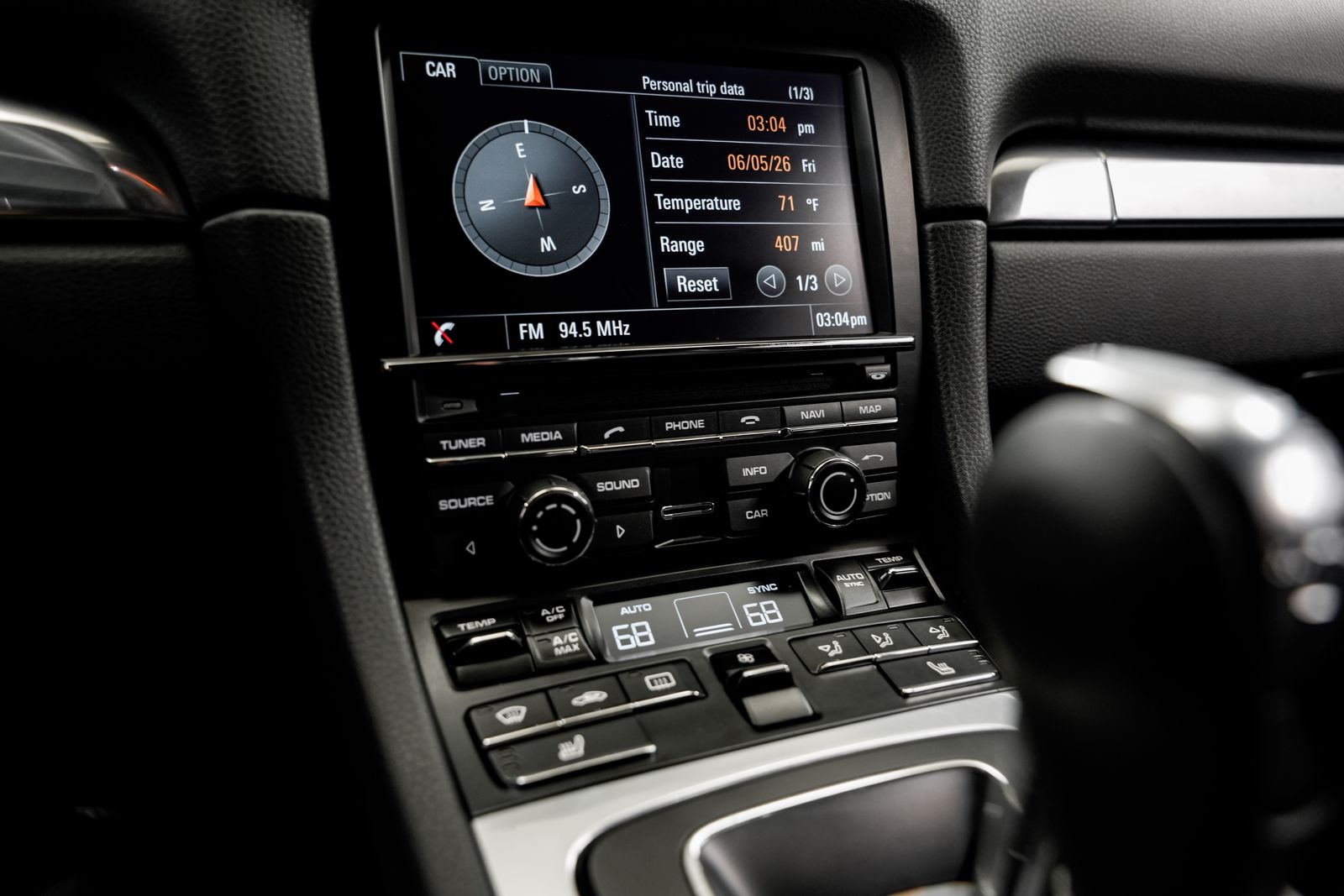 2014 Porsche Cayman S — photo 11