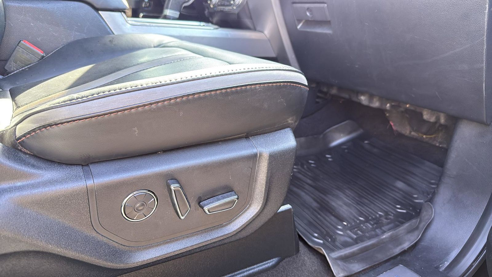 Used Car 2018 Ford F-150  Platinum For Sale Under $35,000 In Austin, Texas