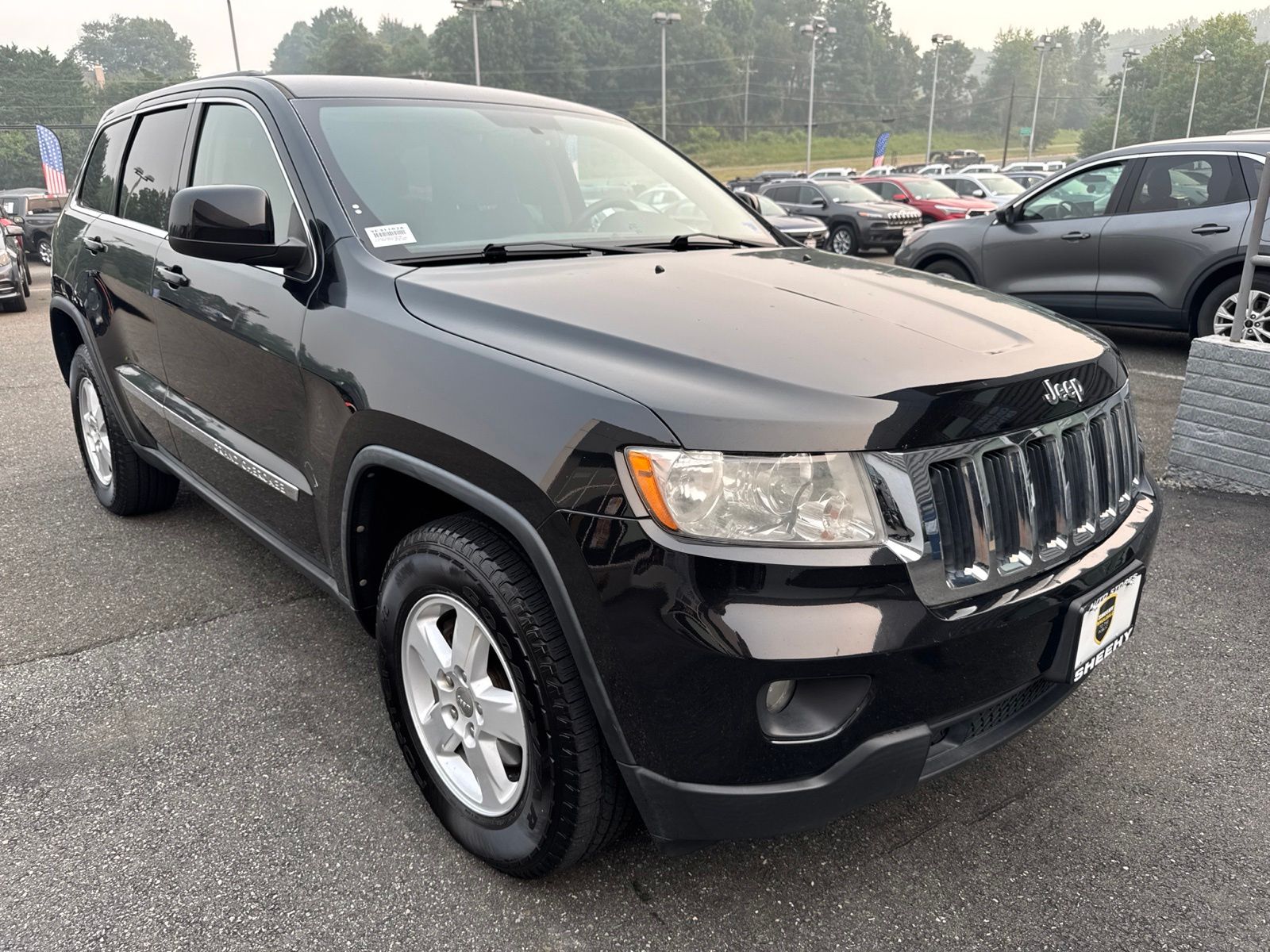 Used 2012 Brilliant Black Crystal Pearlcoat Jeep Laredo image 17