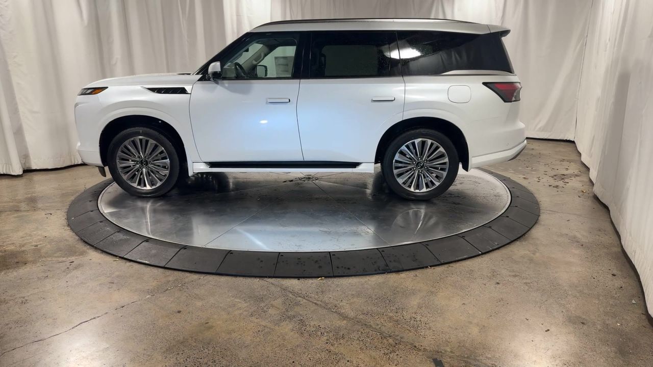 2025 Infiniti QX80 Sensory photo 7