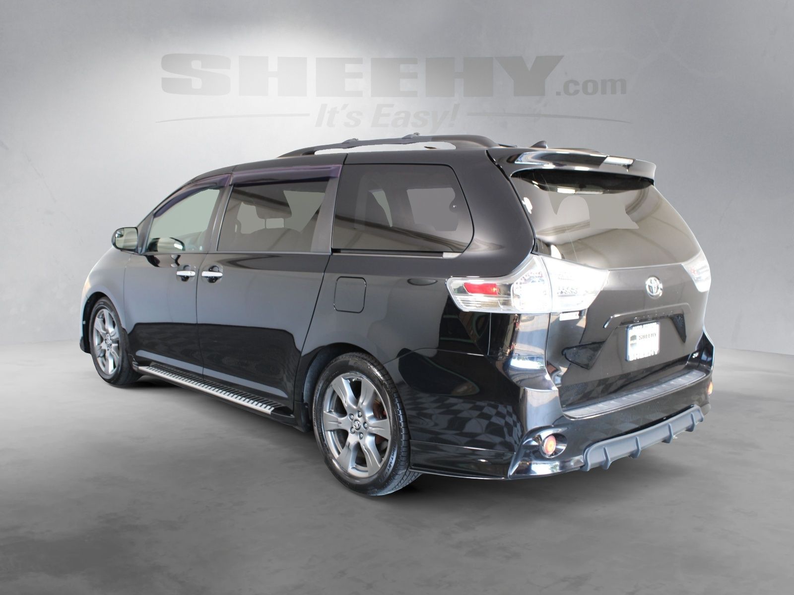 Used 2019 Black Toyota SE image 12