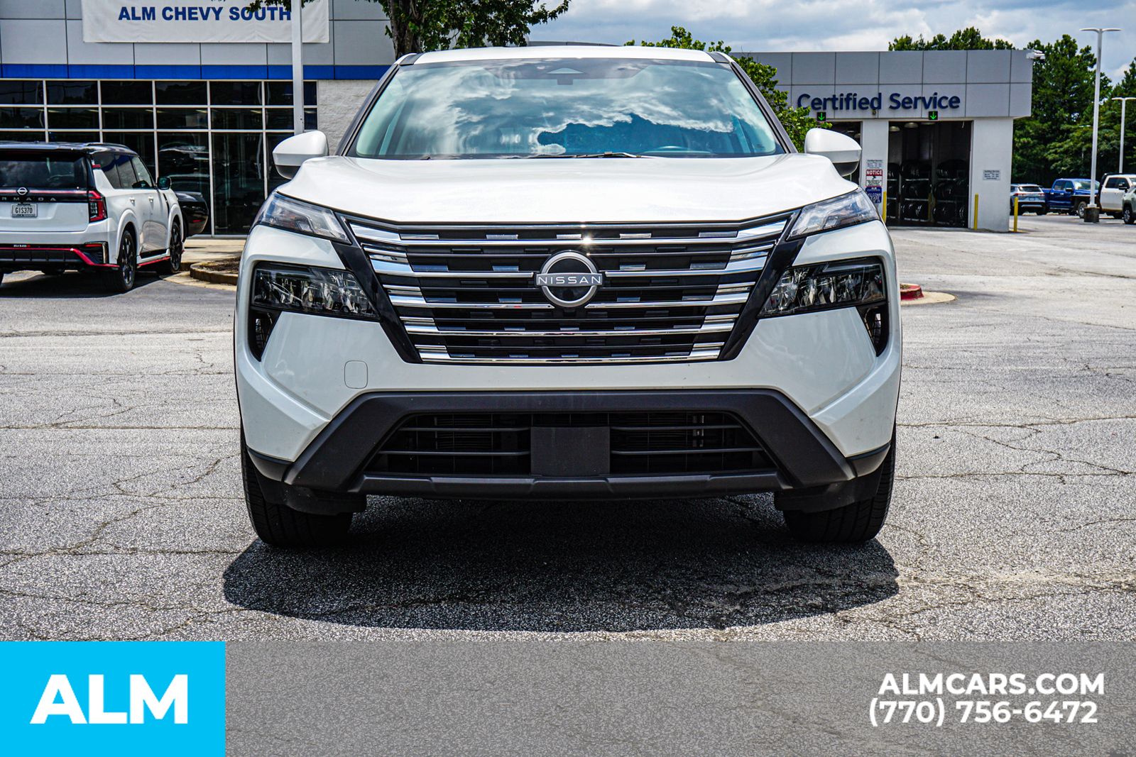 Used 2025 White Nissan SV image 12