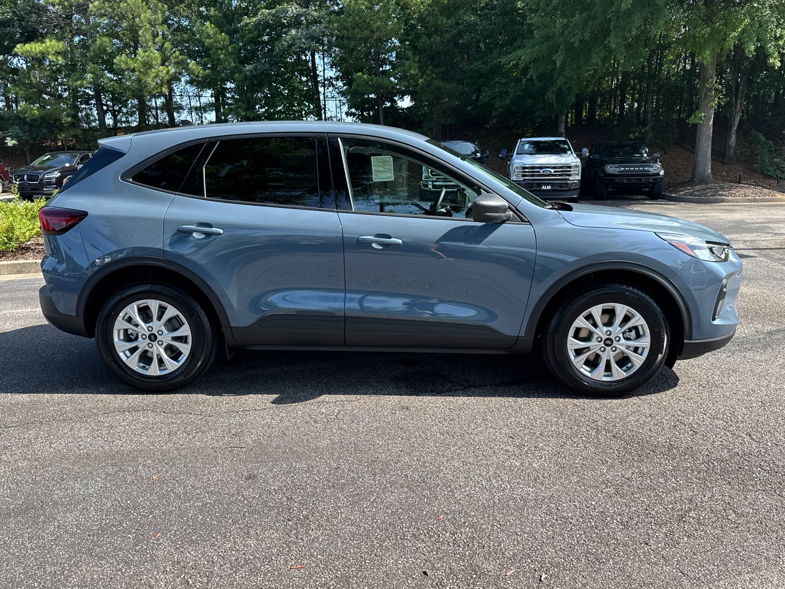 2025 Ford Escape Active photo 4