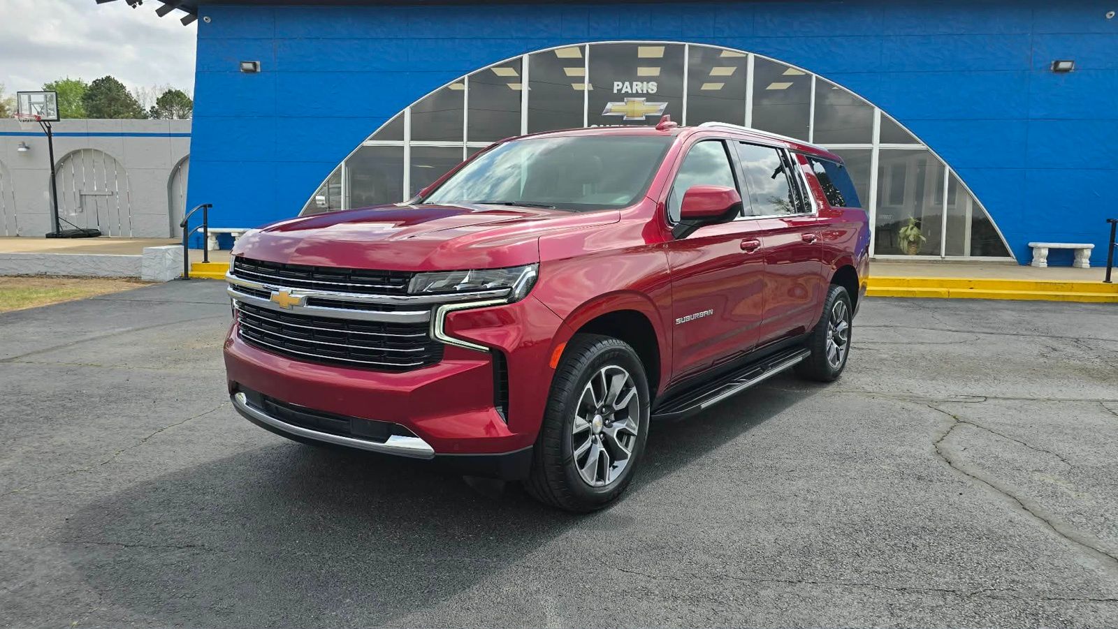 Radiant Red Tintcoat 2023 Chevrolet Suburban LT 4WD SUV / Crossover Four-Wheel Drive