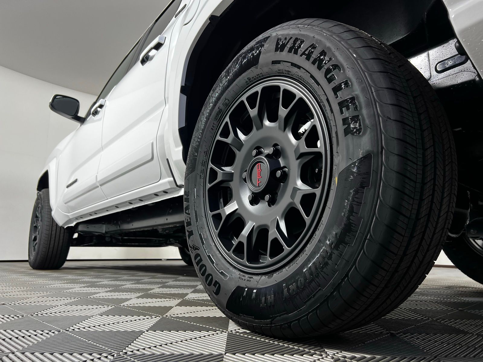 Thumbnail: 2025 Toyota Tacoma - 23