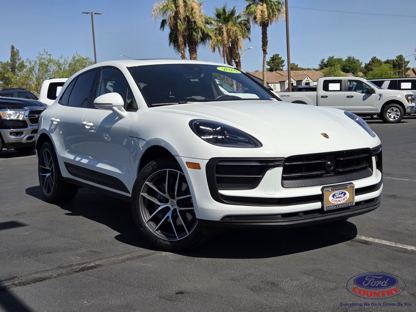 2024 Porsche Macan 