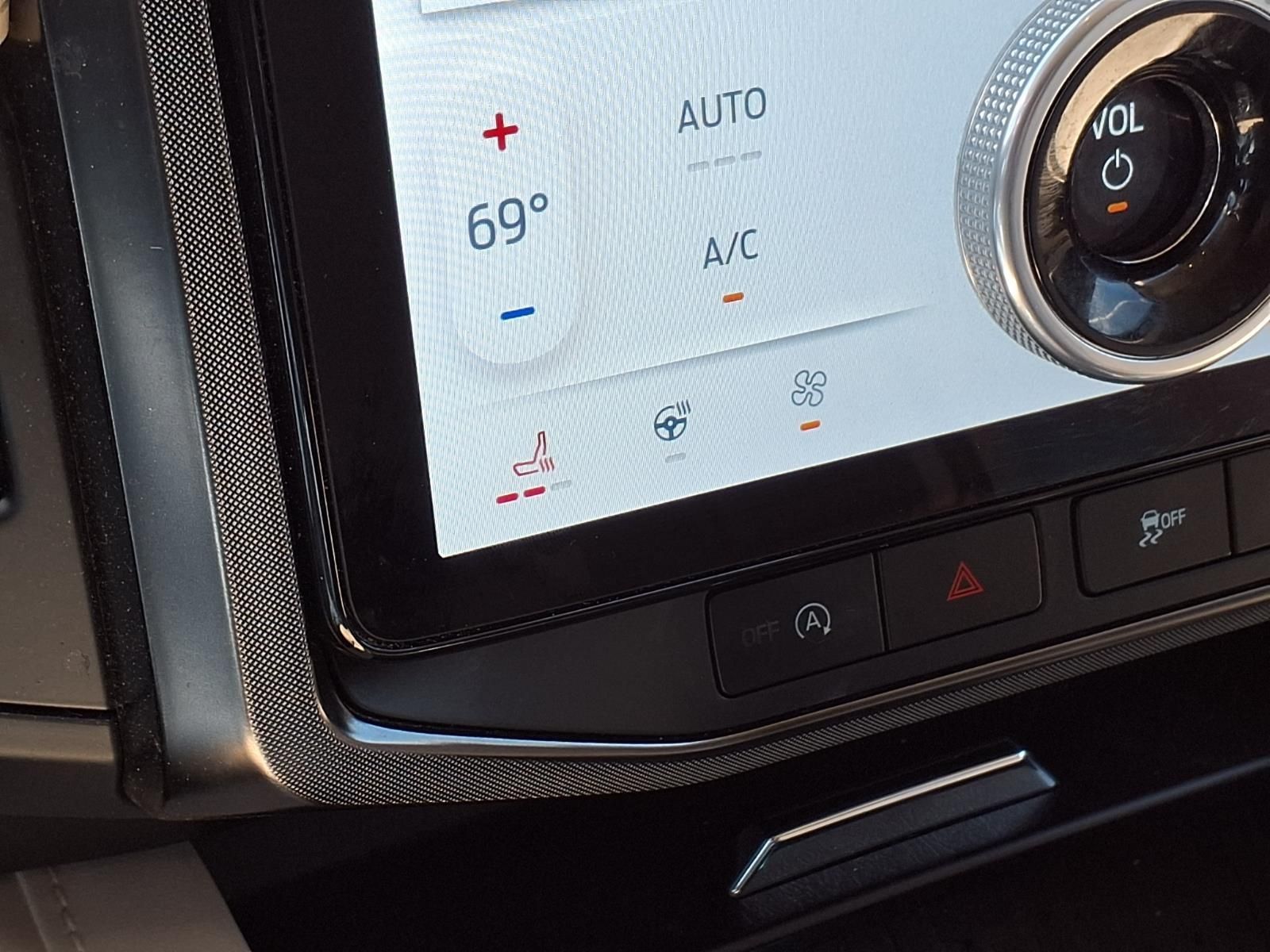 2023 Ford Expedition Max Platinum White at Legacy Ford