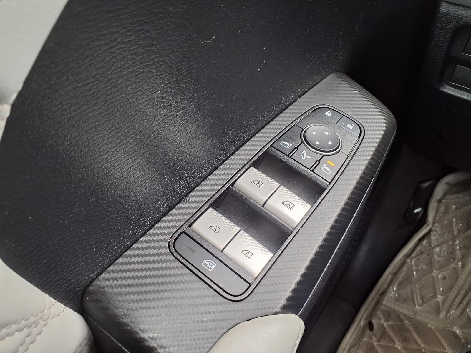 2022 Mitsubishi Outlander SEL  at DeMontrond Automotive Group