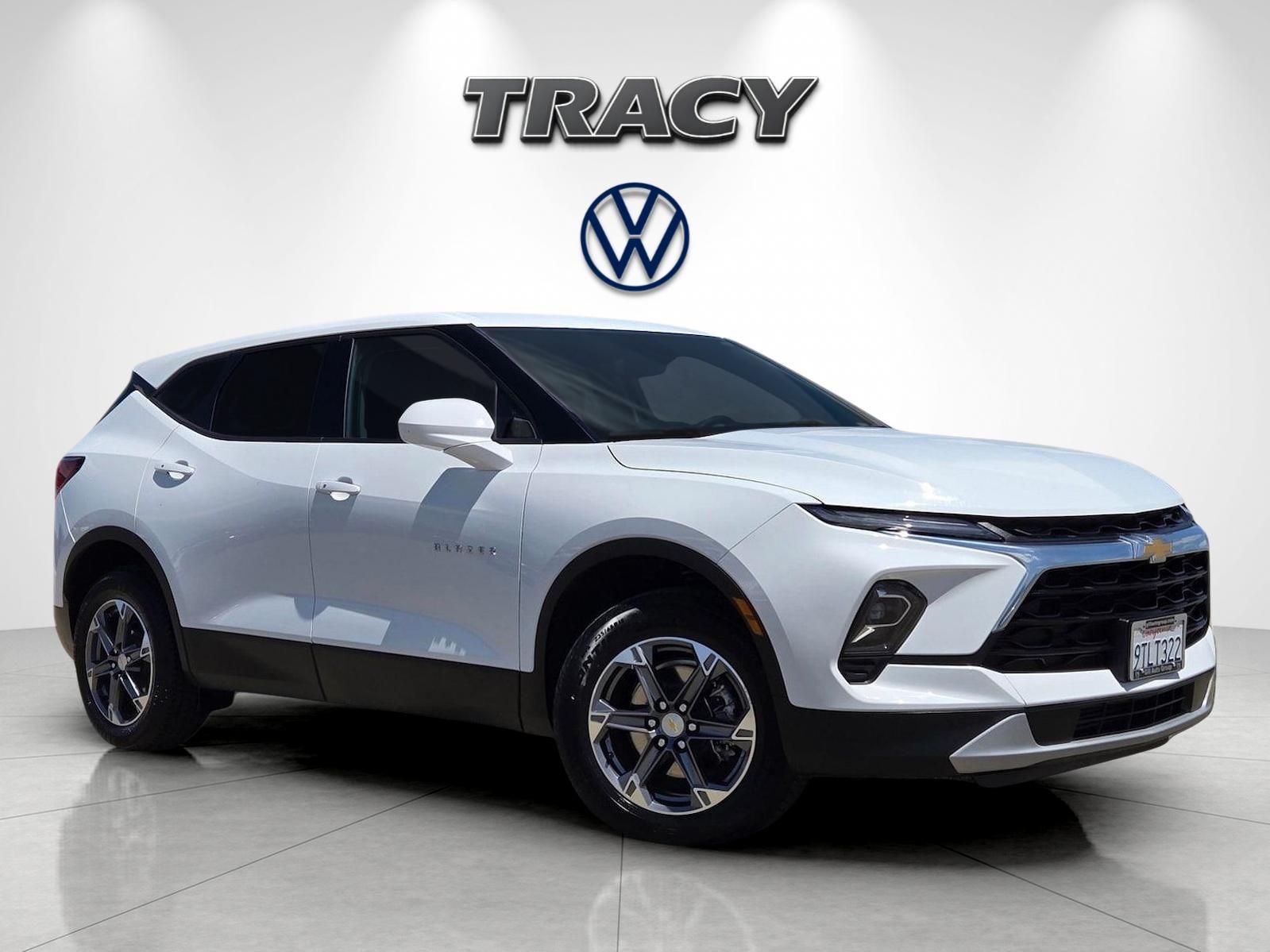 Summit White 2025 Chevrolet Blazer SUV / Crossover All-Wheel Drive 9-Speed Automatic Overdrive