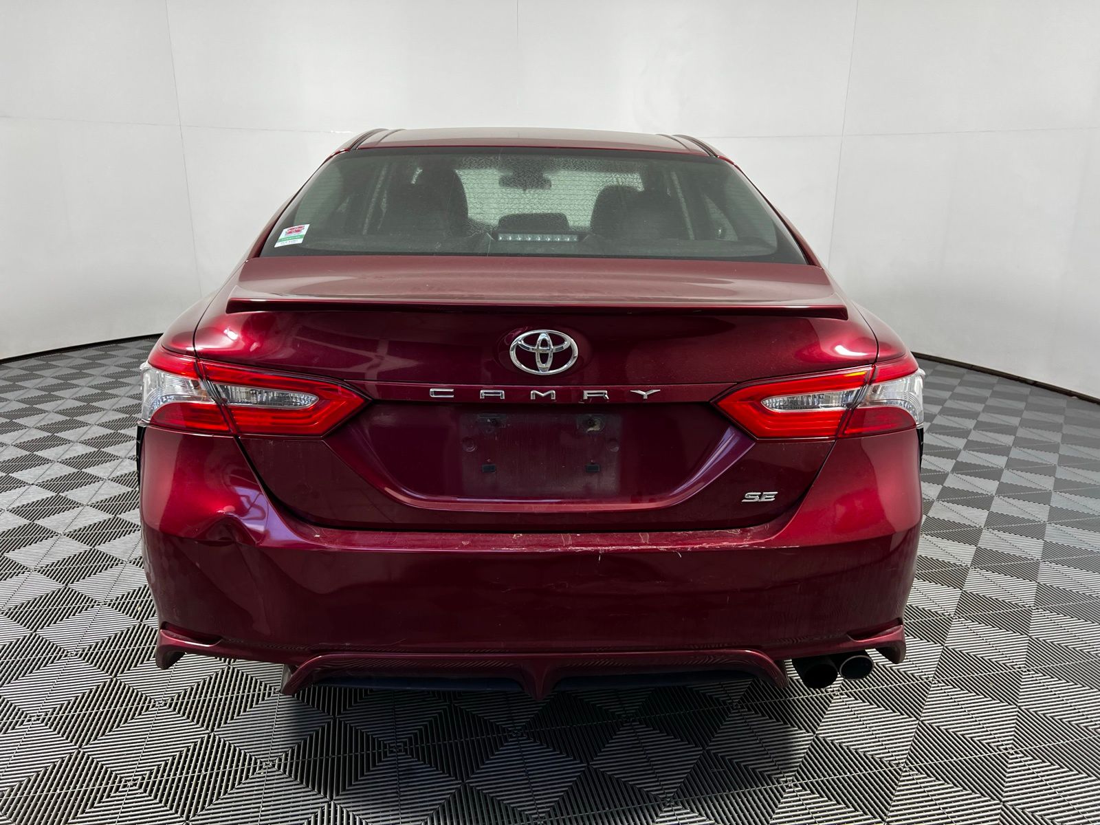 Thumbnail: 2018 Toyota Camry - 6