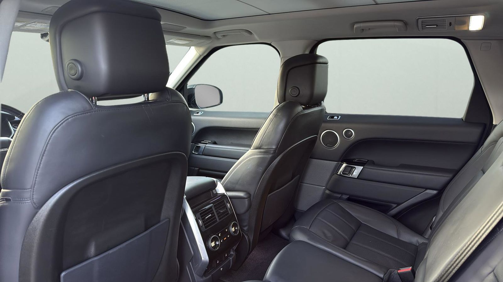 Used Car 2020 Land Rover Range Rover Sport  Hse For Sale Under $30,000 In Austin, Texas