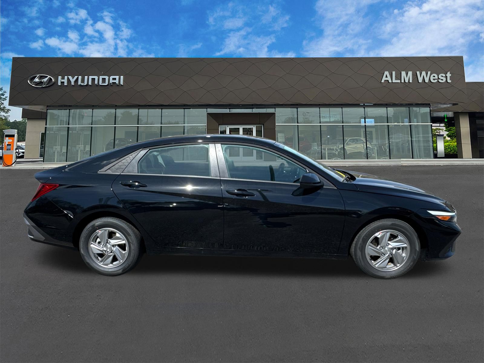 New 2026 Black Hyundai SE image 5