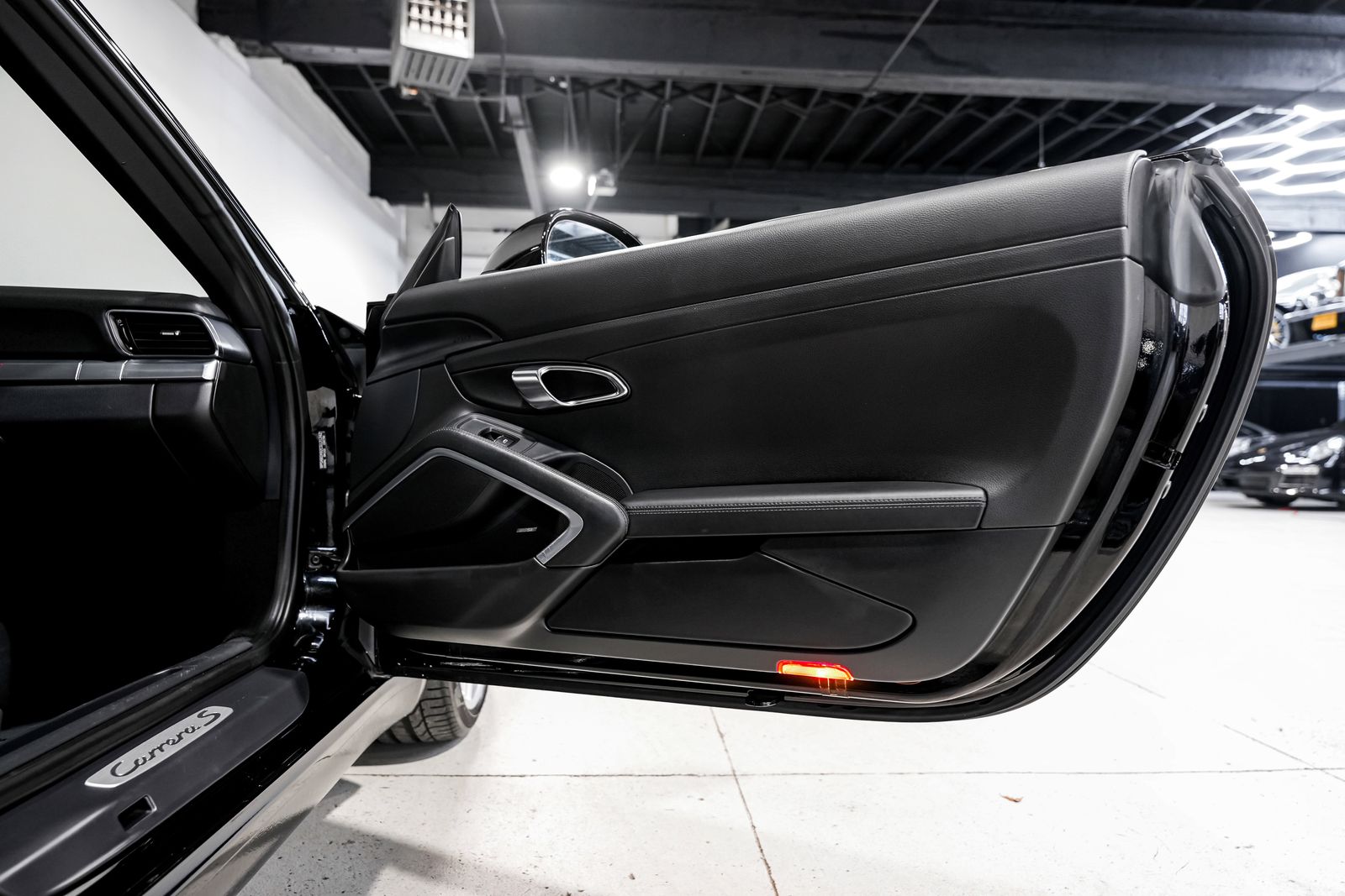 2012 Porsche 911 Carrera S — photo 23