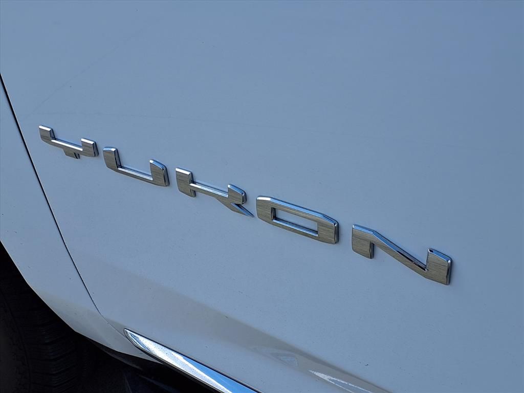 2024 GMC Yukon SLT - 6