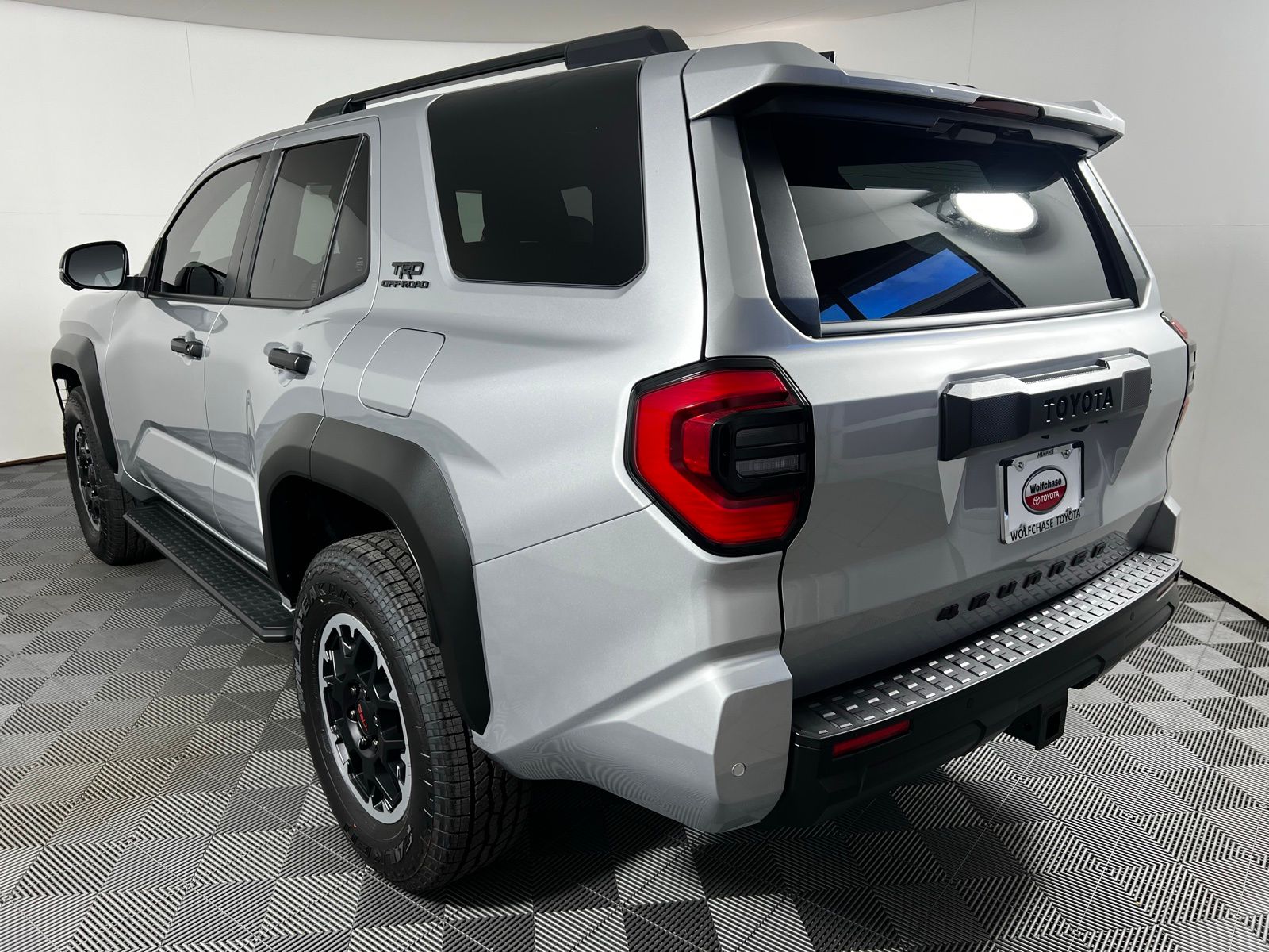 Thumbnail: 2025 Toyota 4Runner - 7
