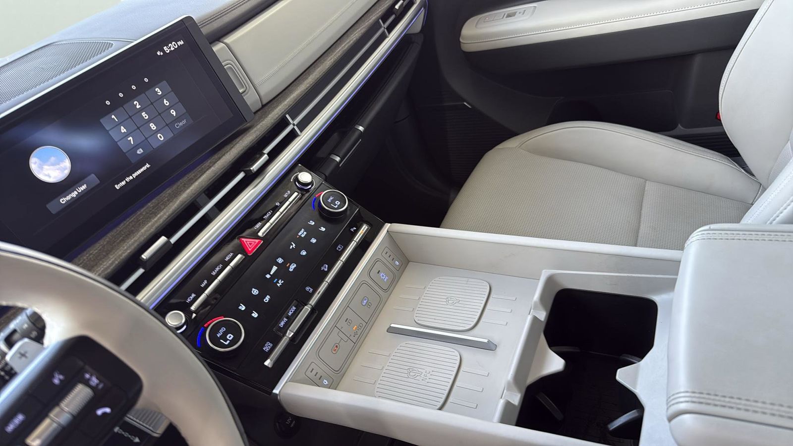 Used Car 2024 Hyundai Santa Fe  Calligraphy For Sale Under $40,000 In Austin, Texas