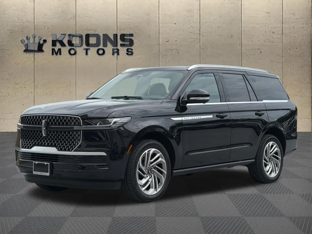 Infinite Black Met CC 2026 Lincoln Navigator SUV / Crossover Four-Wheel Drive Automatic