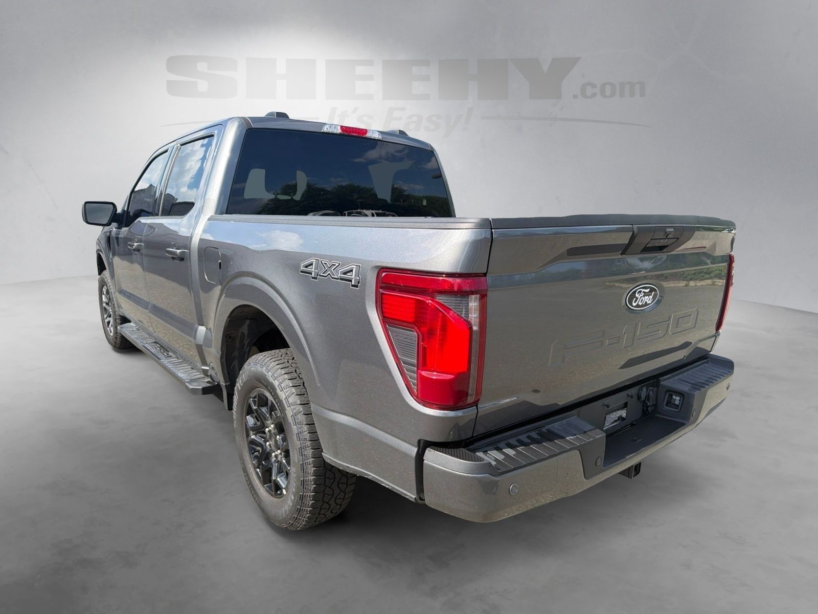 Used 2025 Carbonized Gray Metallic Ford XLT image 14