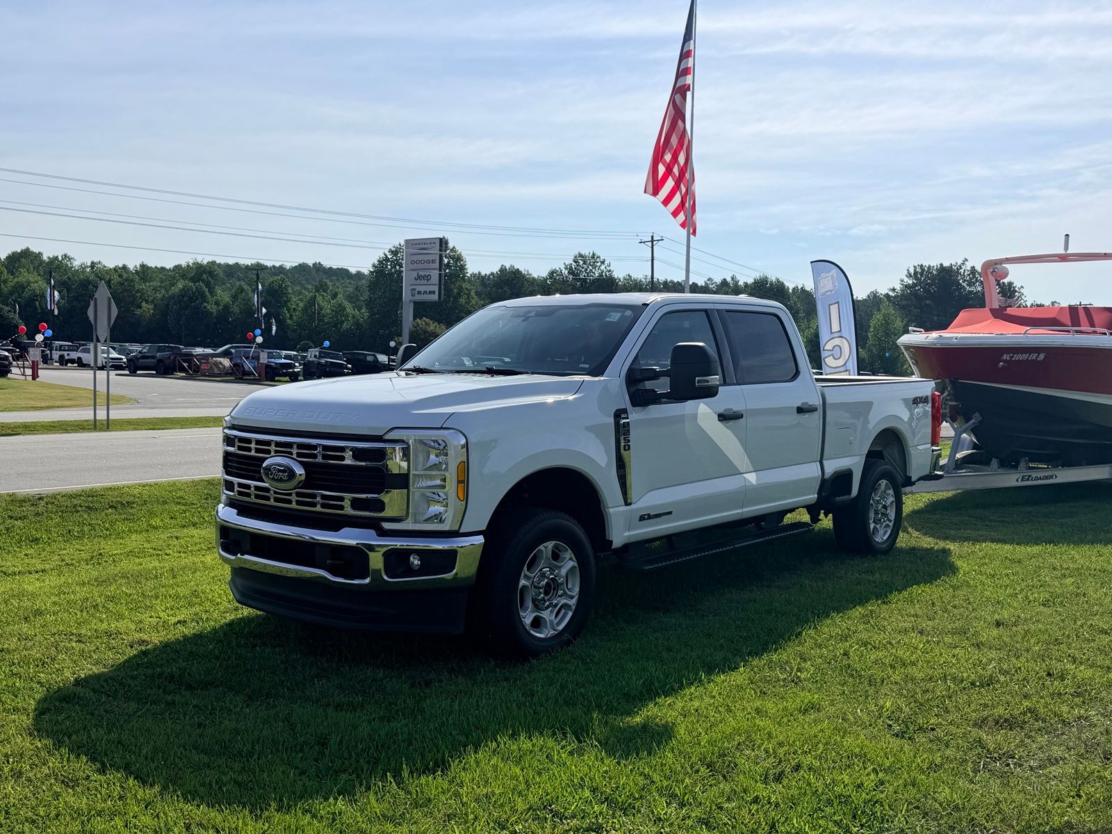 Oxford White 2026 Ford F-250 Super Duty Pickup Truck Four-Wheel Drive Automatic