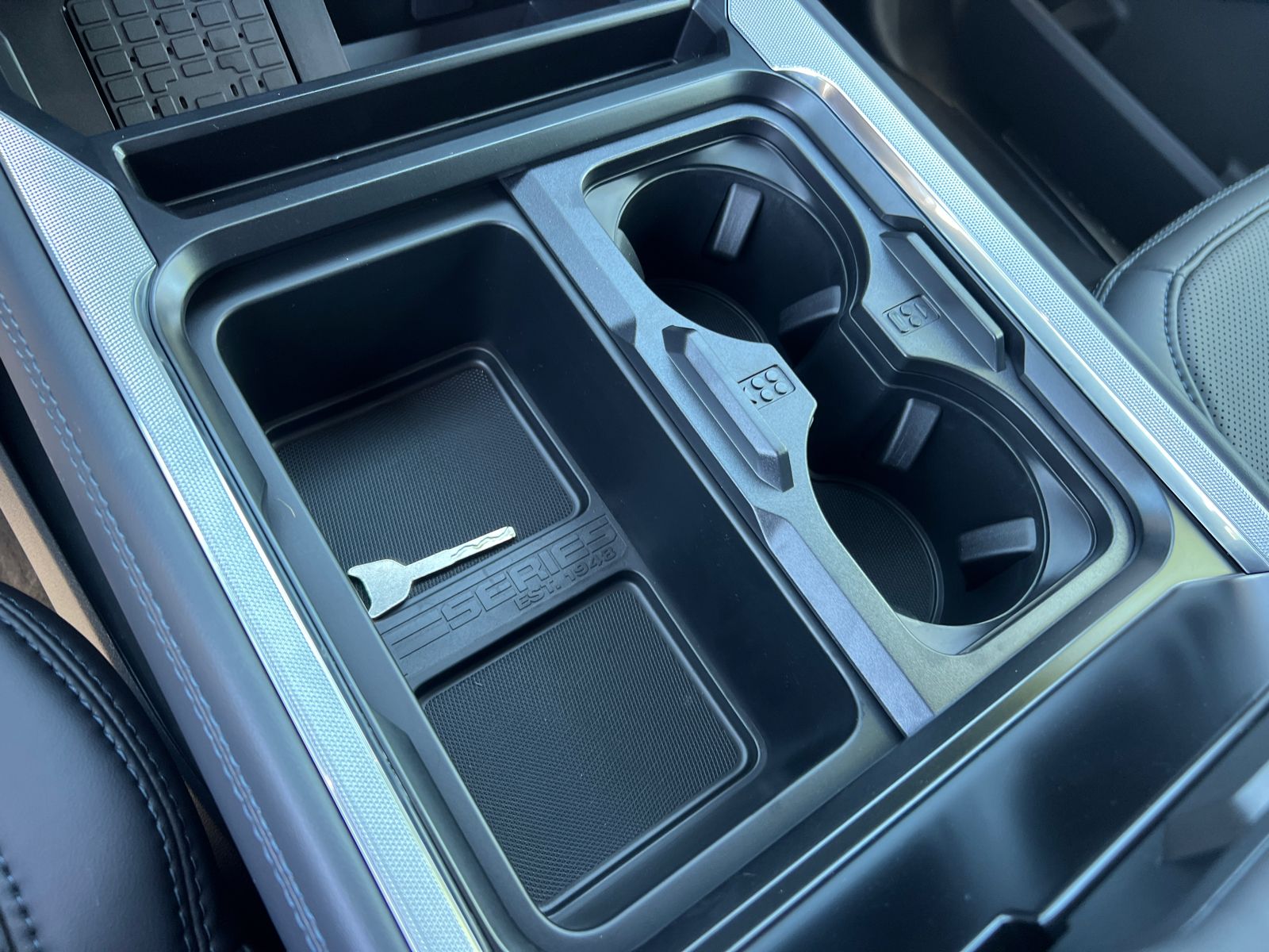 New 2026 Carbonized Gray Metallic Ford F-250® Platinum® image 32