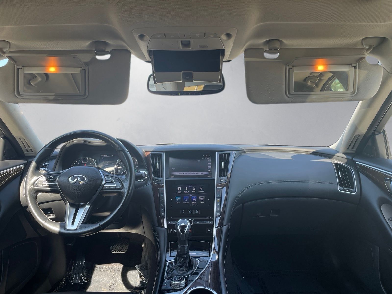 Used 2019 Majestic White INFINITI 3.0t LUXE image 3